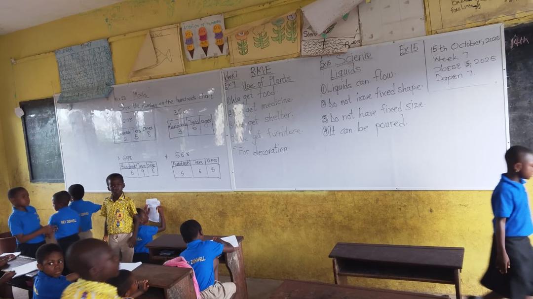 Read more about the article Provision of Marker Board – Dunwell Methodist JHS